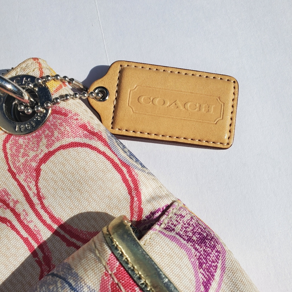Coach Poppy Scribble Twin Pocket Vintage Shoulder and Crossbody Bag - Picture 4 of 10